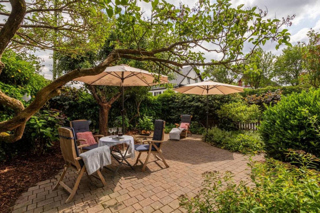 Adenauer Zwoelf - Das 5 Sterne Ferienhaus Mit Sauna Und Garten Am Eifelsteig Kerpen (Rhineland-Palatinate) Exterior foto